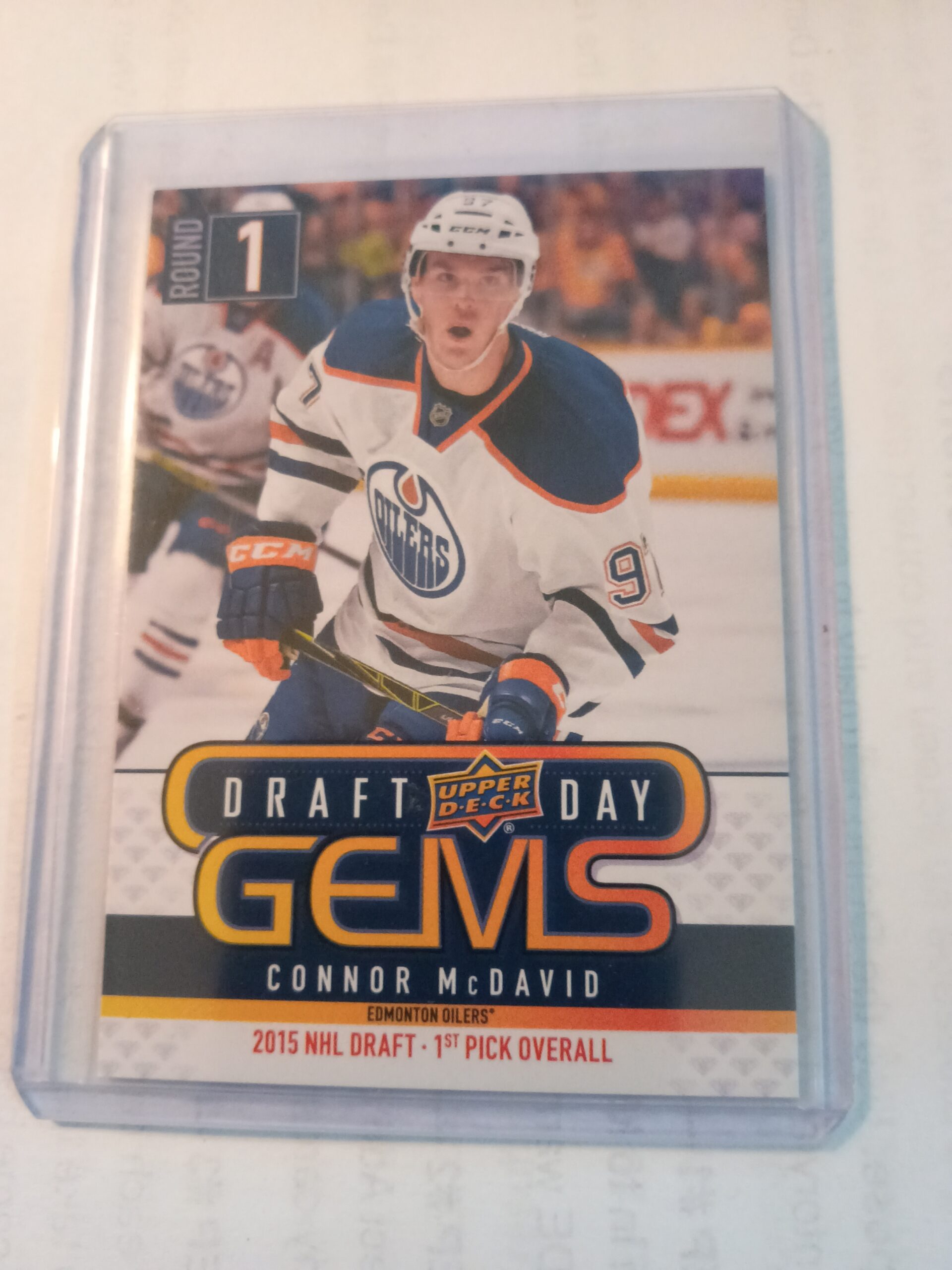 17898347462755821538174379221251 00013 — Connor McDavid — 2018-19 #GEM03 - Image 1